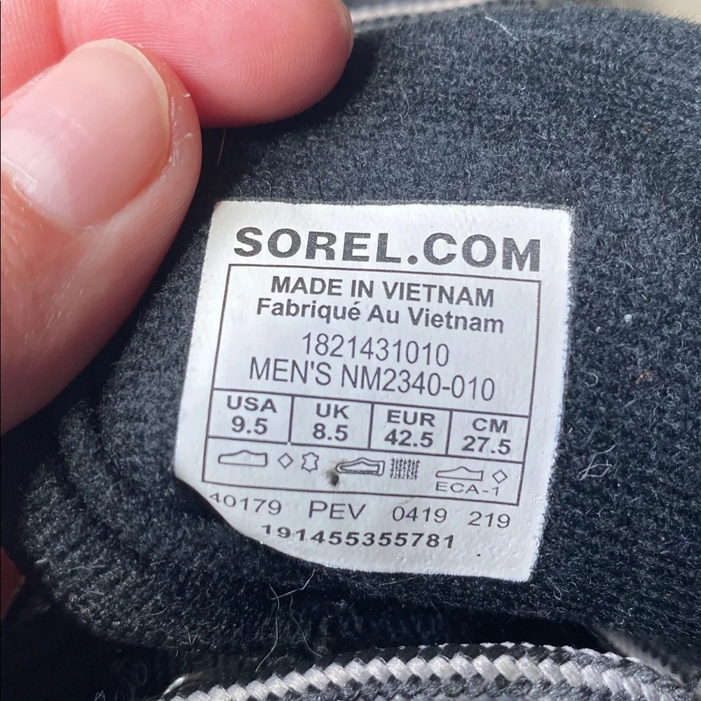 Sorel Men's Cheyenne II Short Nylon Black Lace-Up Waterproof Boots